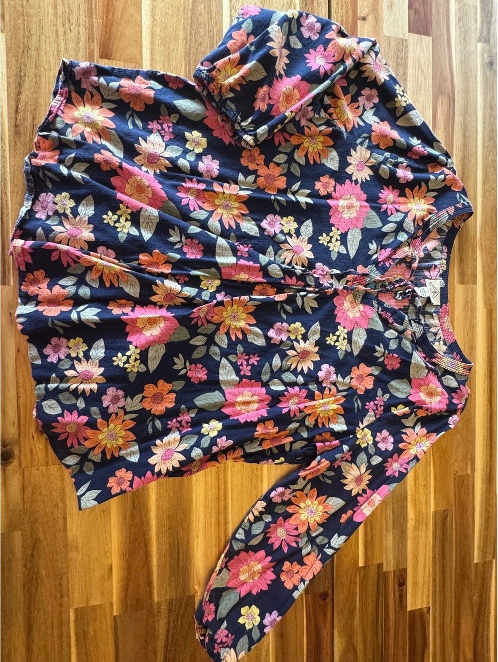St. John’s Bay Floral Hooded Top L Boho Cottagecore 3/4 Sleeve Tie Neck Cotton - Picture 2 of 9